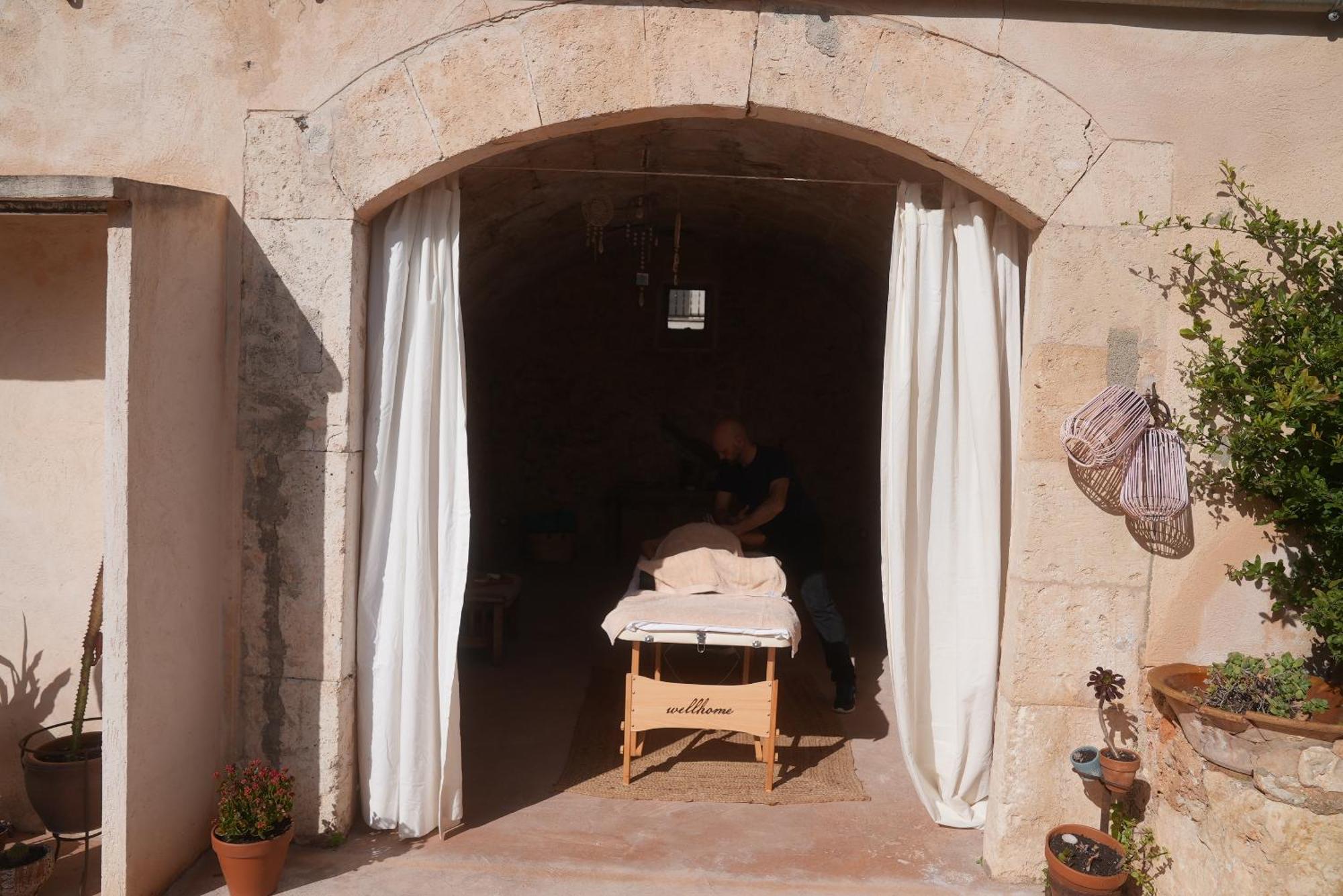 Casa Mona Turismo De Interior Konuk evi Llubí Dış mekan fotoğraf